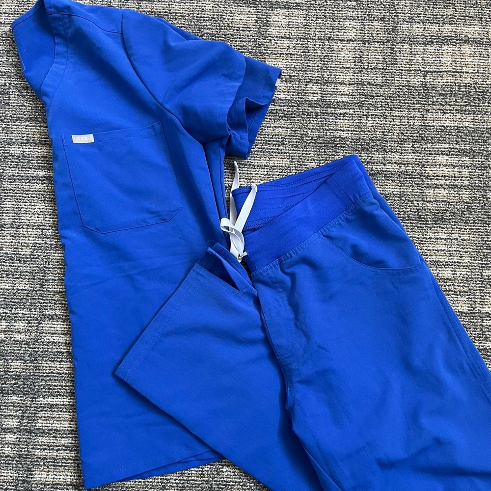 Figs scrub outfit